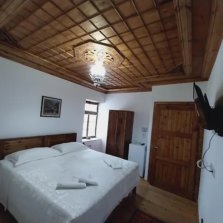 J.prifti Hotel