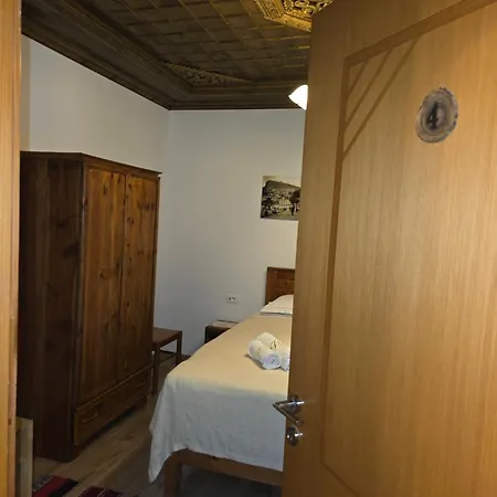 J.prifti Hotel *